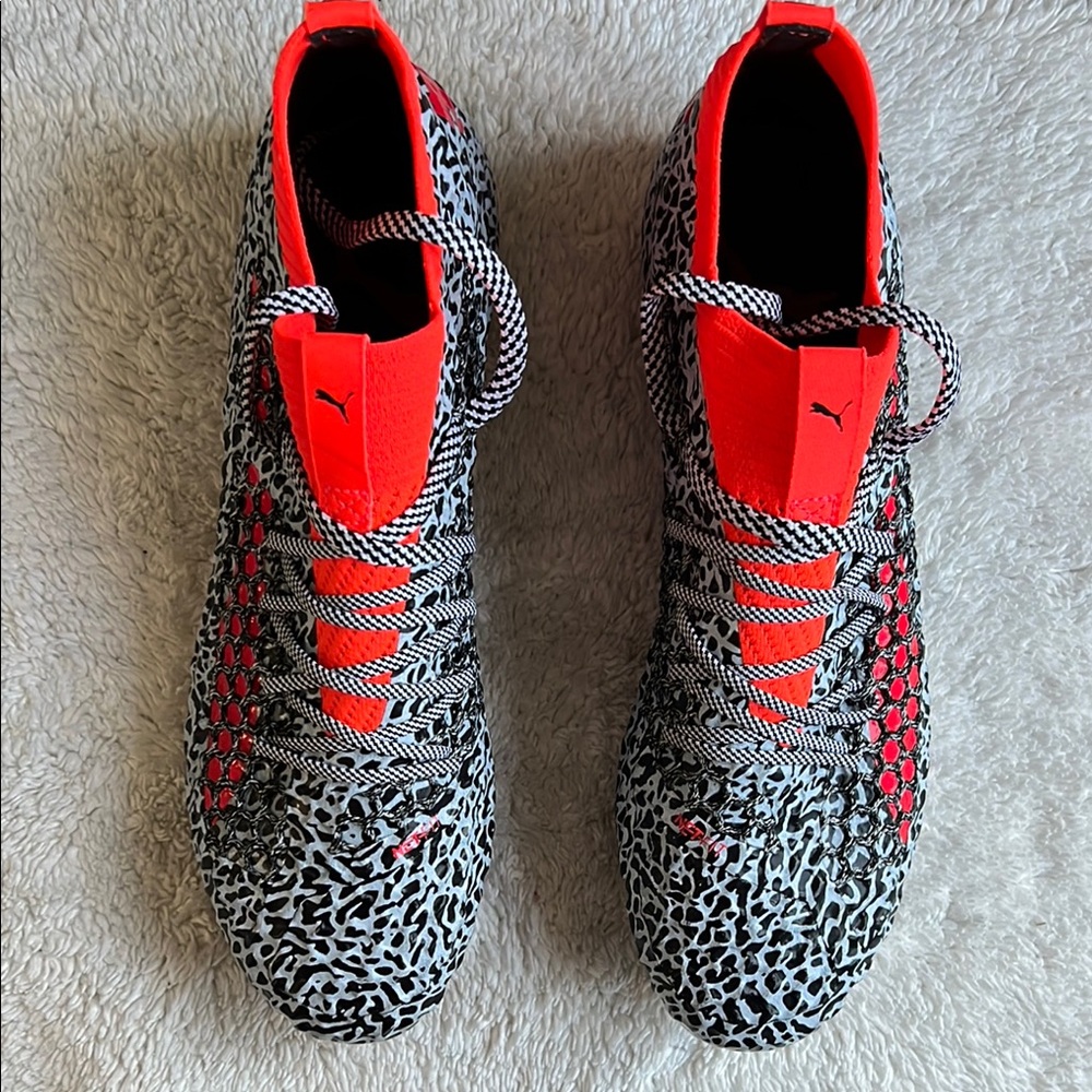 PUMA FUTURE 18.1 NETFIT TEXT HYFG SOCCER CLEATS - Picture 3 of 11